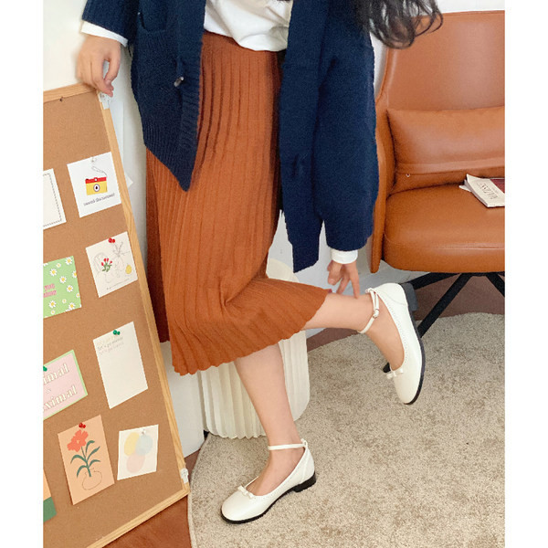 Model nou de pantofi de dama cu curea din piele ecologica - stil retro