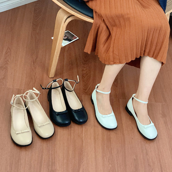 Model nou de pantofi de dama cu curea din piele ecologica - stil retro