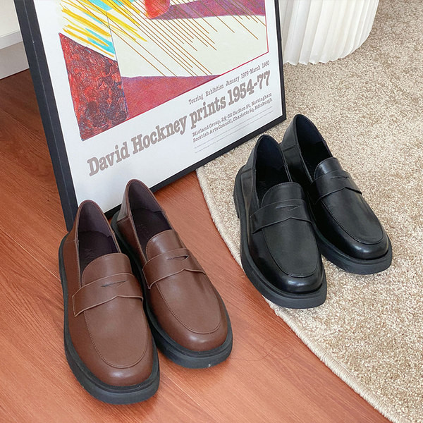 Ikdienas pavasara kurpes no mākslīgās ādas ar plakanu zoli