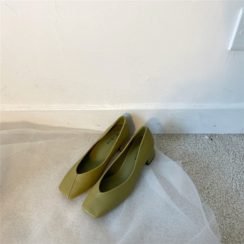 Модерни дамски обувки от еко кожа с дебел ток в няколко цвята