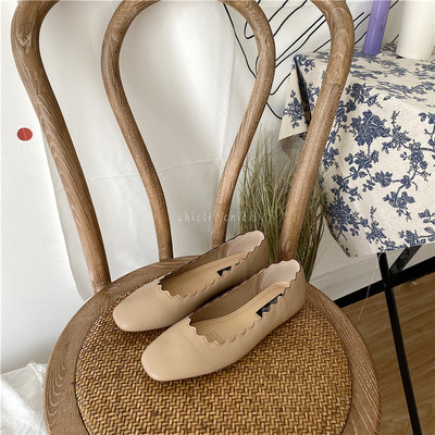 Sieviešu ikdienas apavi no eko ādas ar lokām