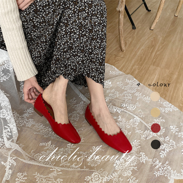 Sieviešu ikdienas apavi no eko ādas ar lokām