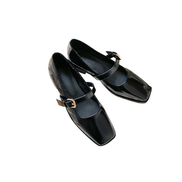 Sieviešu ikdienas apavi ar eko ādas siksniņu trīs krāsās