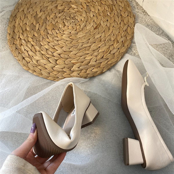 Pantofi de dama din piele cu panglica si toc de 3,5 cm