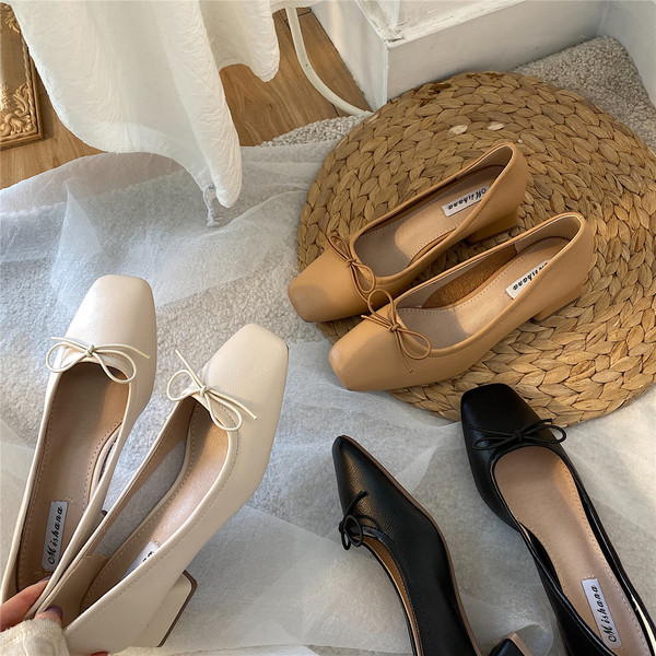 Pantofi de dama din piele cu panglica si toc de 3,5 cm