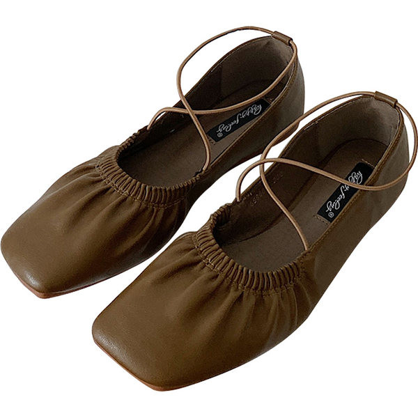 Sieviešu apavi no eko ādas ar šņorēm