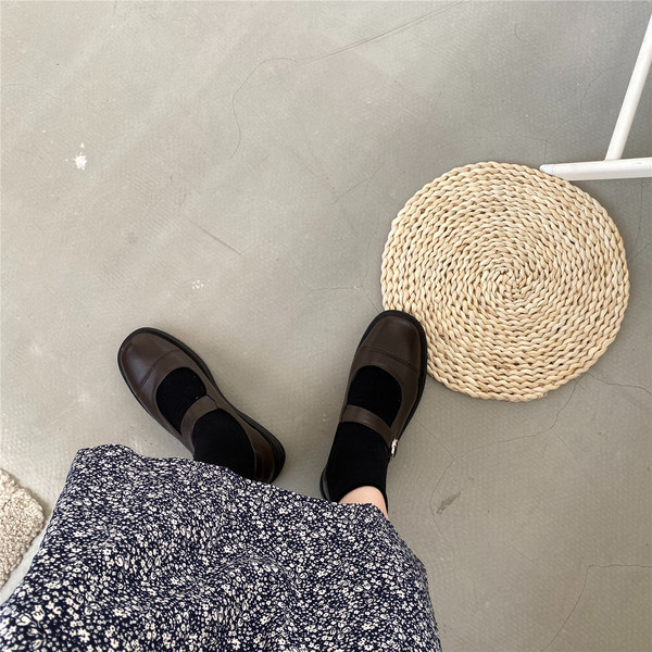 Sieviešu ikdienas apavi ar sprādzi - divu krāsu