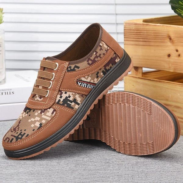 Vīriešu ikdienas apavi kamuflāžas modeļos