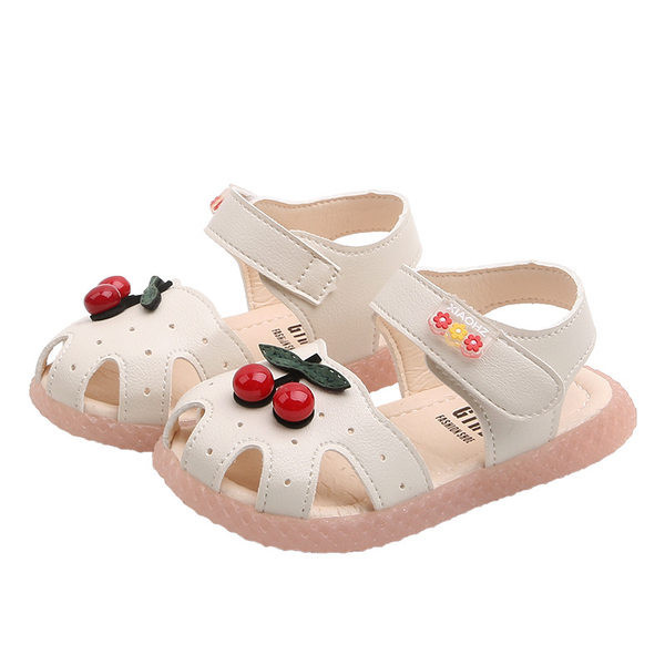 Model nou de sandale din imitatie piele pentru bebelusi cu cirese