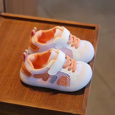 Бебешки маратонки с лепенка за момчета и момичета