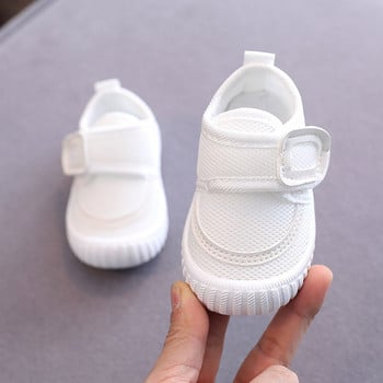 Бебешки обувки с  велкро лепенки и мека подметка