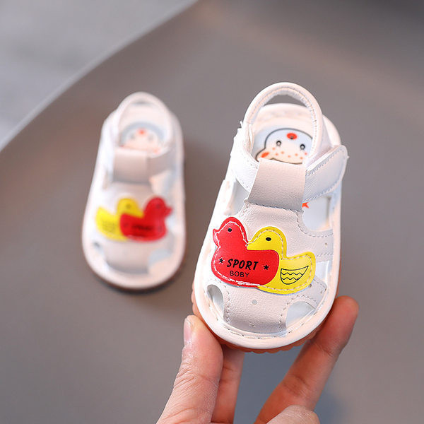 Sandale casual pentru bebelusi cu petice din piele ecologica potrivite pentru fete sau baieti