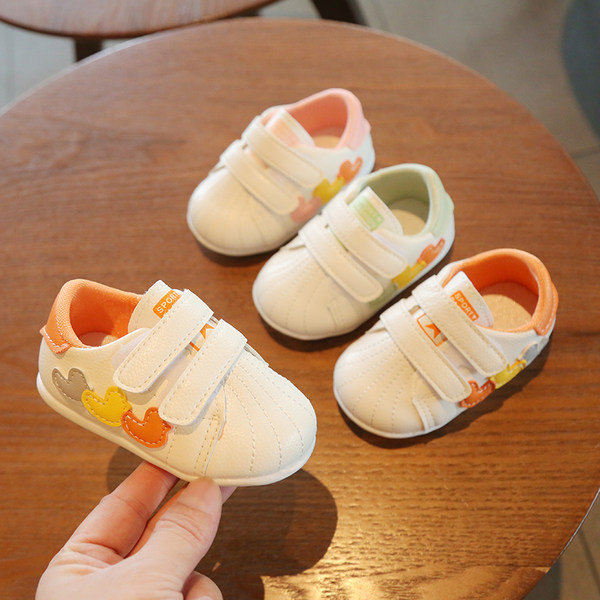 Adidași pentru bebeluși din piele ecologică cu velcro