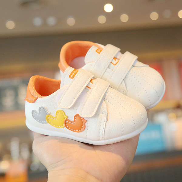 Adidași pentru bebeluși din piele ecologică cu velcro