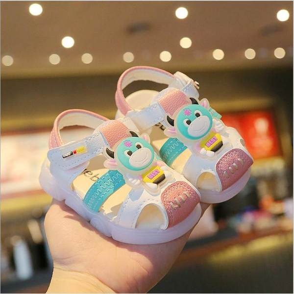 Bērnu sandales no eko ādas ar 3D apdari