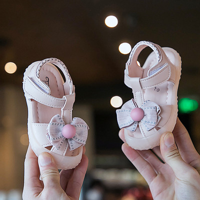 Модерни бебешки обувки с панделка от еко кожа за момичета