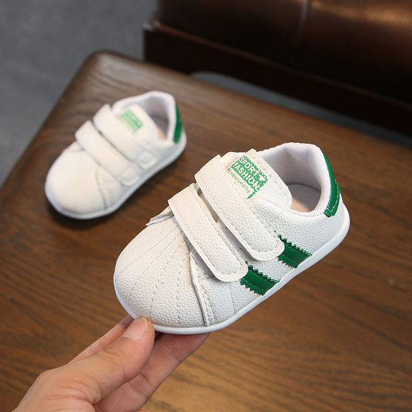 Pantofi casual pentru bebelusi cu autocolante in doua culori