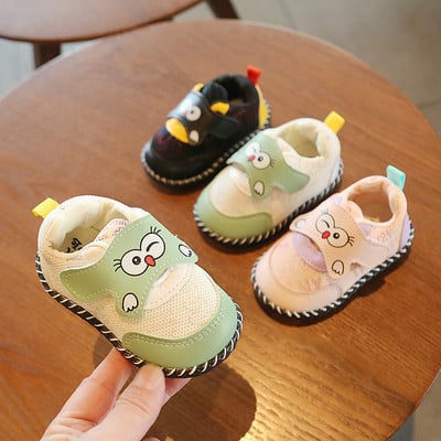 Бебешки обувки с апликация-за момчета и момичета