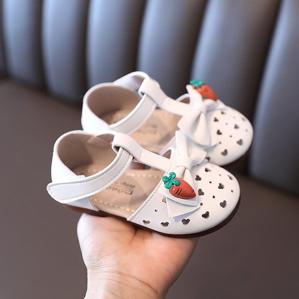 Нов модел бебешки обувки за момичета с панделка