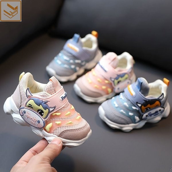 Ikdienas bērnu apavi ar aplikāciju trīs krāsās