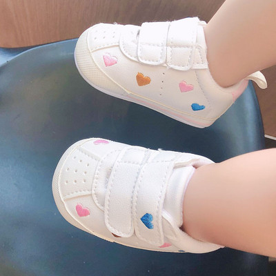 Mazuļu kedas no eko ādas ar uzlīmēm ar zvaigžņu izšuvumu