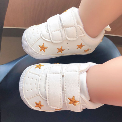 Mazuļu kedas no eko ādas ar uzlīmēm ar zvaigžņu izšuvumu