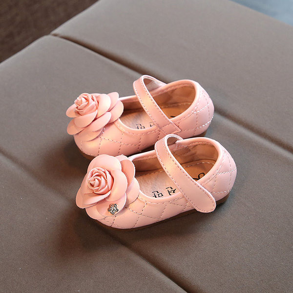 Pantofi din piele pentru bebelusi cu element de flori 3D