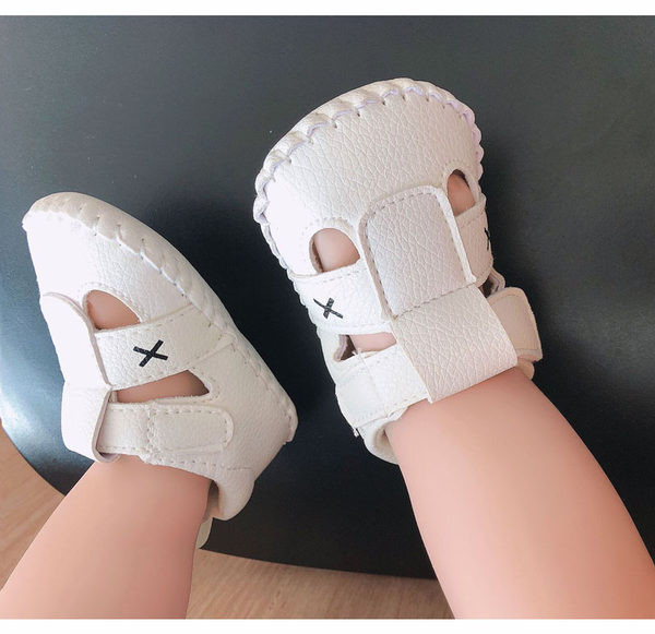 Sandale pentru bebelusi din piele ecologica cu talpa moale