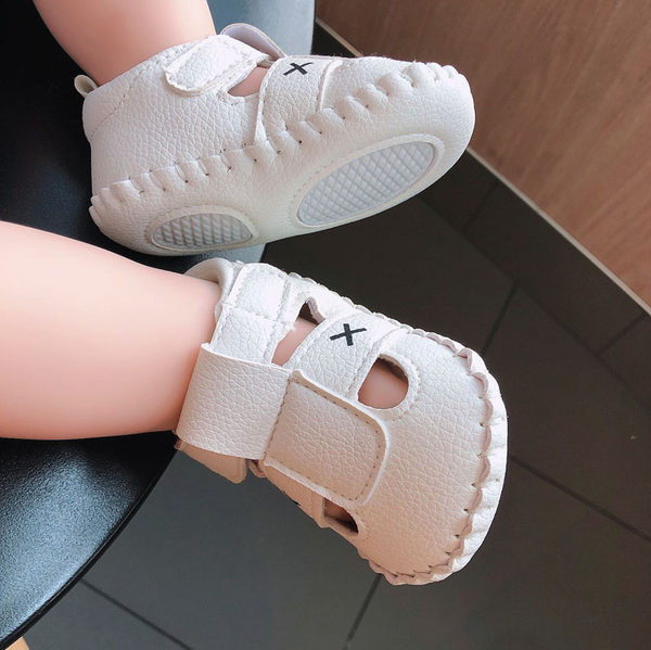 Sandale pentru bebelusi din piele ecologica cu talpa moale