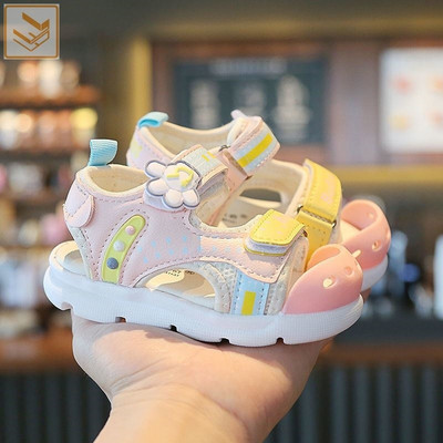 Sandale pentru bebelusi cu autocolante si imprimeu color