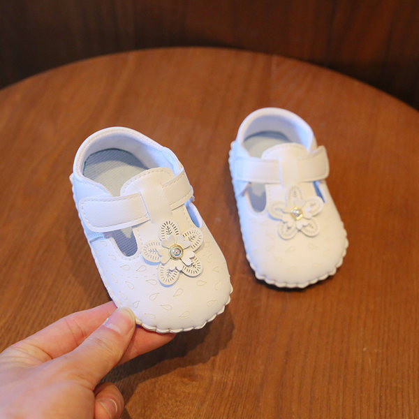 Pantofi pentru bebeluși cu floare 3D și autocolant