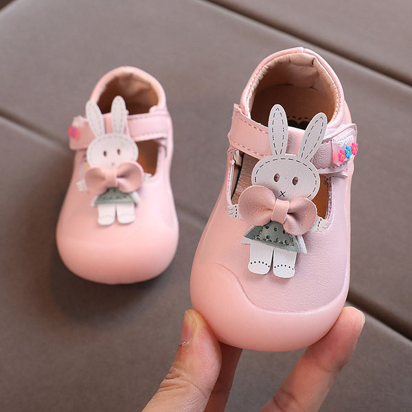 Zīdaiņu kurpes ar zaķa dekorāciju un uzlīmēm meitenēm