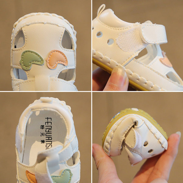 Bērnu ādas apavi ar uzlīmi trīs krāsās