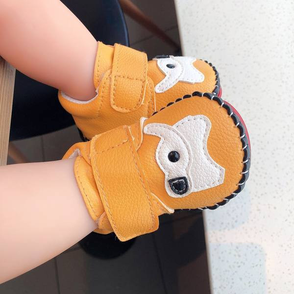 Bērnu zābaki no eko ādas ar aplikāciju - dažādi modeļi