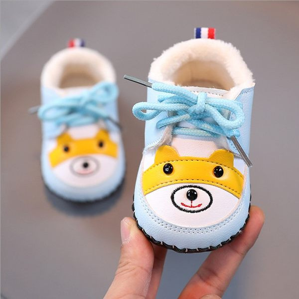 Bērnu bojas ar oderi un aplikāciju