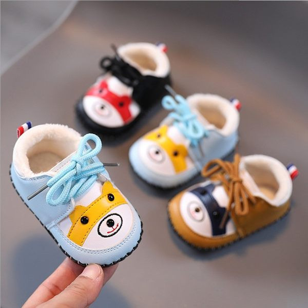 Bērnu bojas ar oderi un aplikāciju