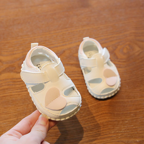 Ikdienas bērnu ādas apavi ar uzlīmi