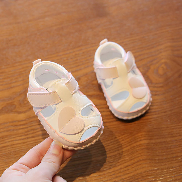 Ikdienas bērnu ādas apavi ar uzlīmi