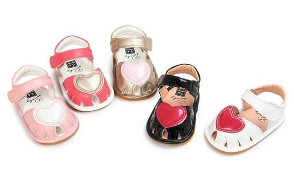 Sandale bebelusi pentru fete din piele ecologica perforata si velcro