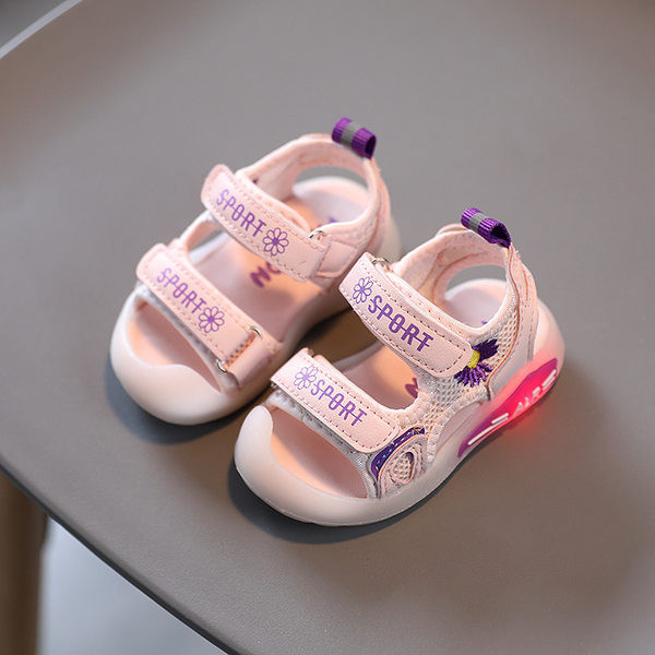 Ежедневни бебешки обувки с лепенки и светещи подметки