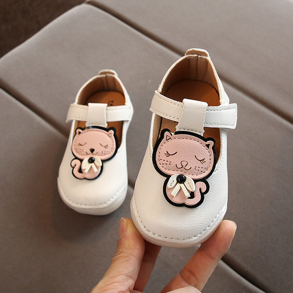 Pantofi de primavara pentru bebelusi cu decor de pisoi