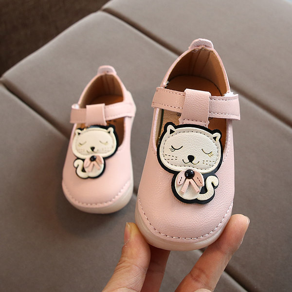 Pantofi de primavara pentru bebelusi cu decor de pisoi