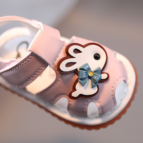 Zīdaiņu kurpes ar 3D aplikāciju trusis no eko ādas meitenēm