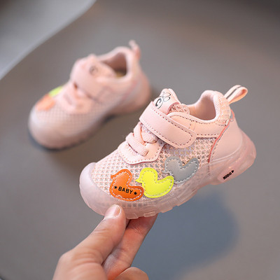 Adidași din plasă pentru bebeluși cu broderie de rață