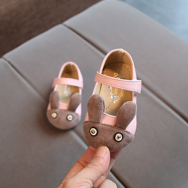 Sandale pentru bebeluși cu element 3D și autocolante