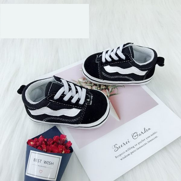 Mazuļu neslīdošās bojas ar saitēm