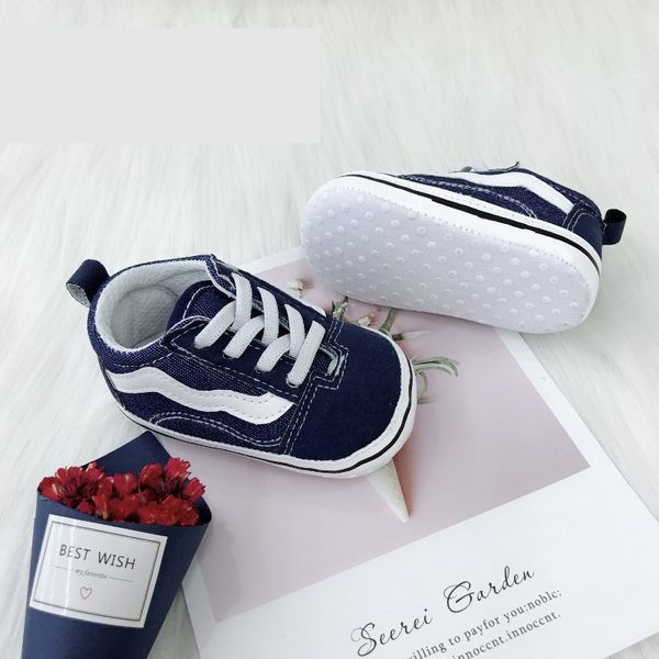 Mazuļu neslīdošās bojas ar saitēm