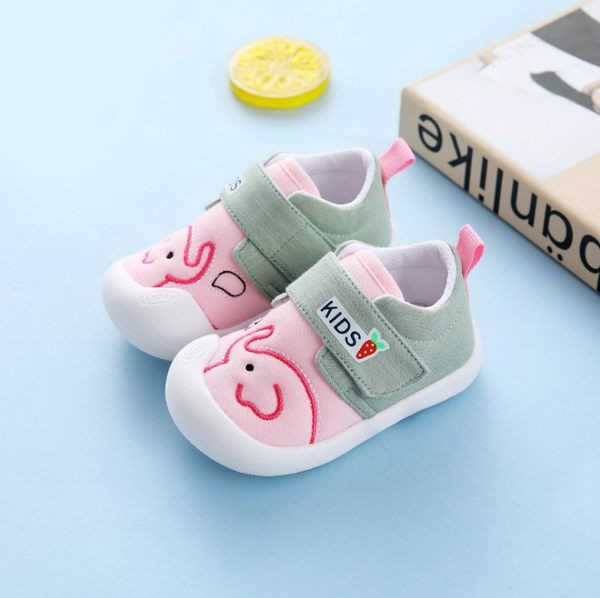 Zīdaiņu tekstila apavi ar gumijas zoli un krāsainu izšuvumu