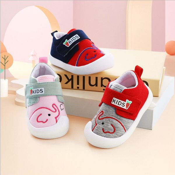 Zīdaiņu tekstila apavi ar gumijas zoli un krāsainu izšuvumu