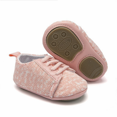 Bērnu bojas no 0-12 mēnešiem maziem bērniem